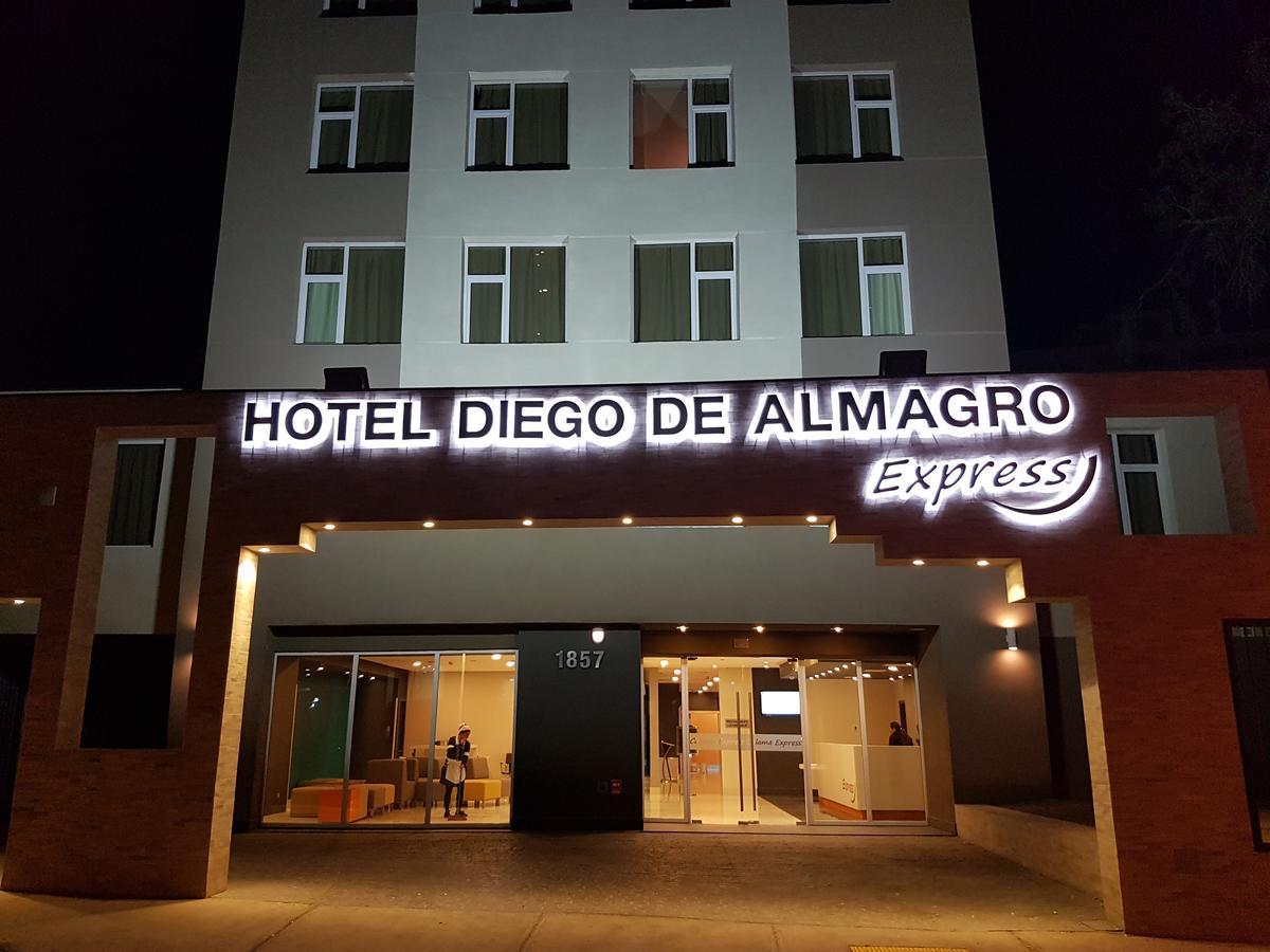 Hotel Diego De Almagro Calama Express Exterior photo